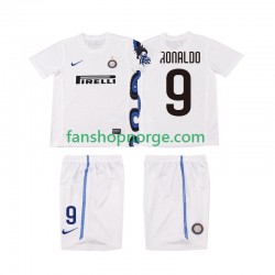 Billige Fotballdrakter Inter Milan Ronaldo 9 Retro Barn Bortedrakt 2011 2010 Kortermet