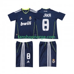 Billige Fotballdrakter Real Madrid KAKA 8 Retro Barn Bortedrakt 2011 2010 Kortermet