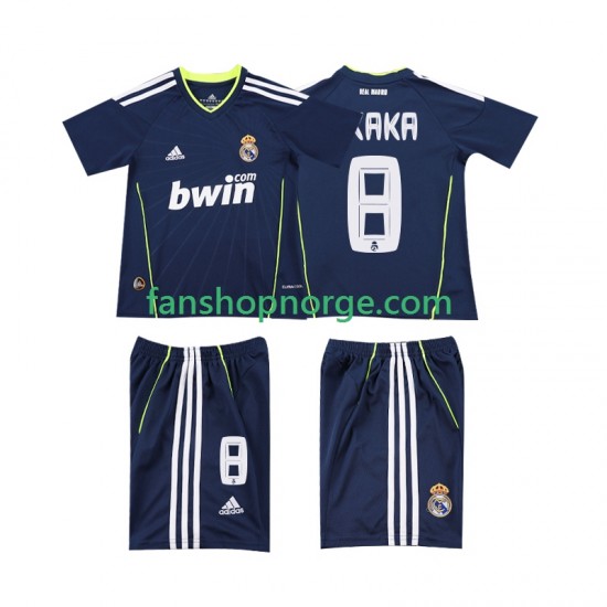 Billige Fotballdrakter Real Madrid KAKA 8 Retro Barn Bortedrakt 2011 2010 Kortermet