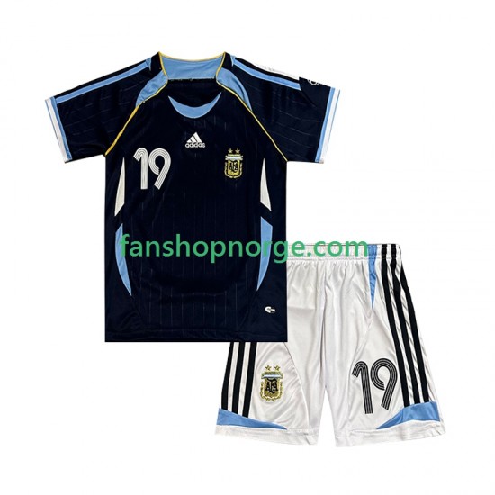 Billige Fotballdrakter Argentina Lionel Messi 19 Retro Barn Bortedrakt 2006 Kortermet