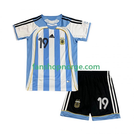 Billige Fotballdrakter Argentina Lionel Messi 19 Retro Barn Hjemmedrakt 2006 Kortermet